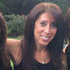 Meet your Posher, Lori